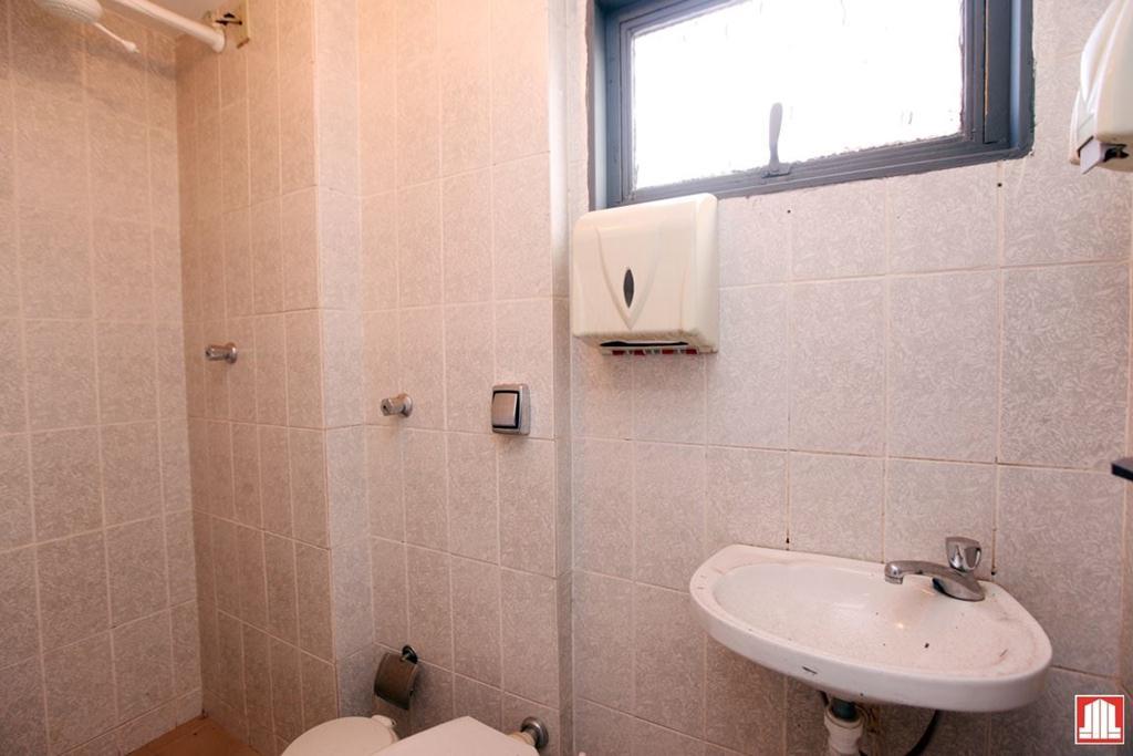 Quitinete, Asa Norte, 1 Quarto, 0 Vaga, 0 Suíte