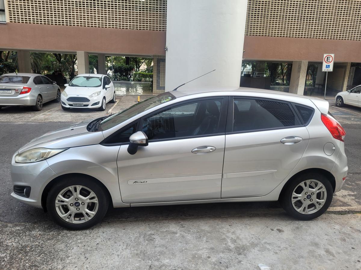 Ford Fiesta Se 1.6 8v Flex 5p