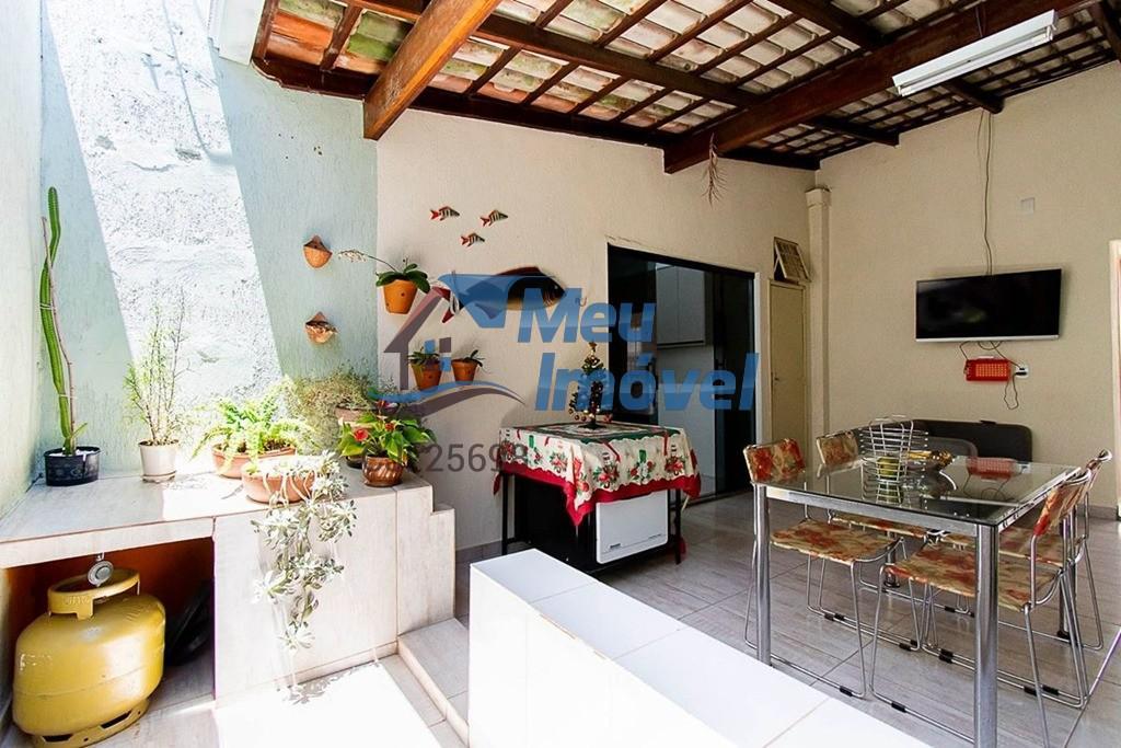 Casa, Guará I, 3 Quartos, 3 Vagas, 1 Suíte