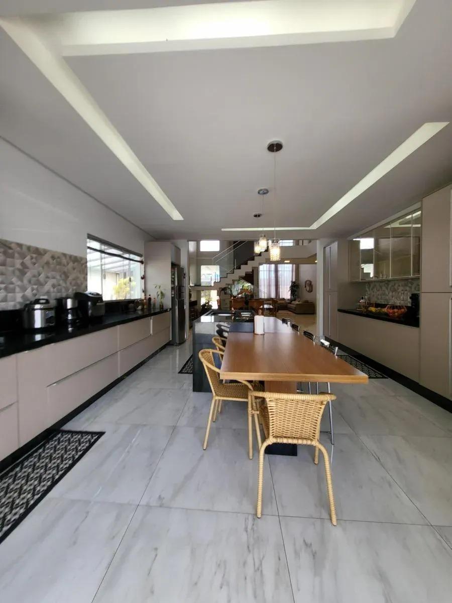 Casa em Condomínio, Setor Habitacional Vicente Pires, 4 Quartos, 5 Vagas, 4 Suítes