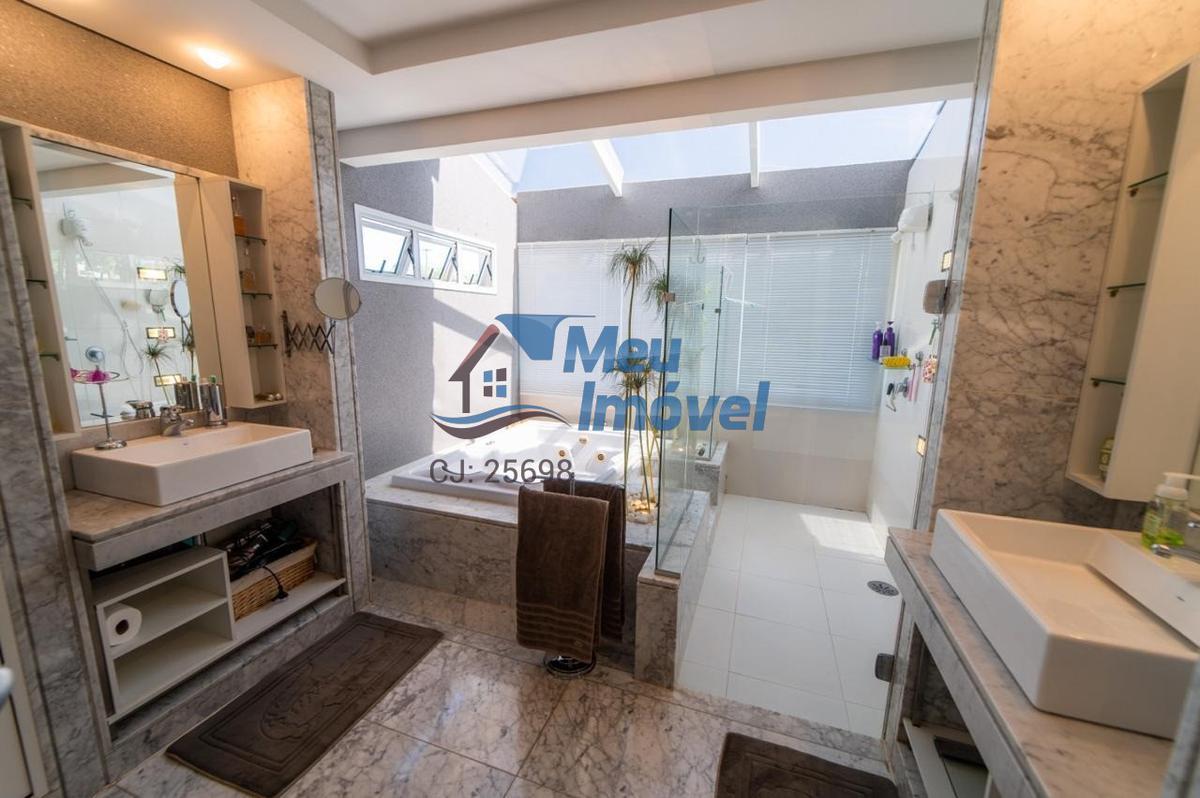 Casa em Condomínio, Park Way, 7 Quartos, 8 Vagas, 4 Suítes