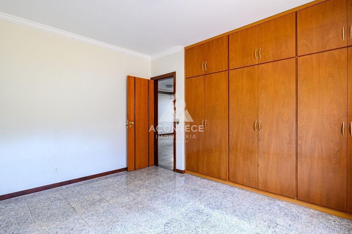 Casa, Lago Norte, 6 Quartos, 4 Vagas, 3 Suítes