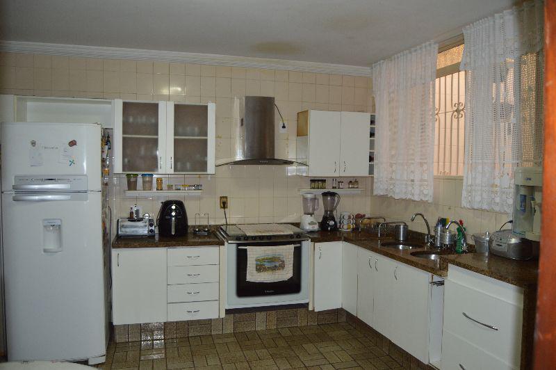 Casa, Asa Sul, 5 Quartos, 2 Vagas, 4 Suítes