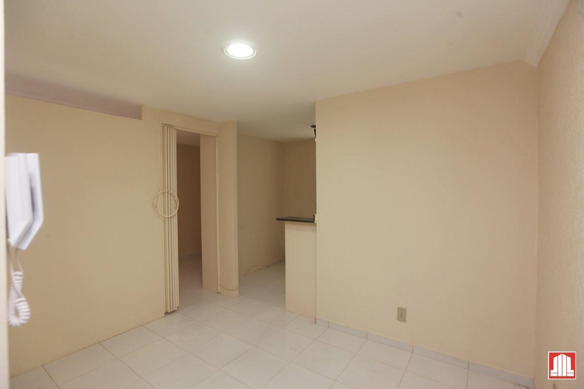 Quitinete, Asa Norte, 1 Quarto, 0 Vaga, 0 Suíte