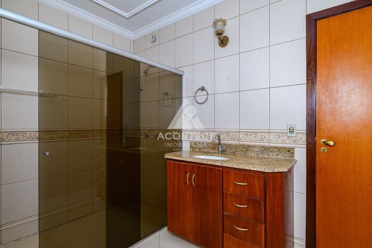 Casa, Lago Norte, 6 Quartos, 4 Vagas, 3 Suítes