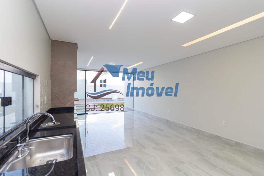 Casa em Condomínio, Brasília/Plano Piloto, 3 Quartos, 4 Vagas, 2 Suítes
