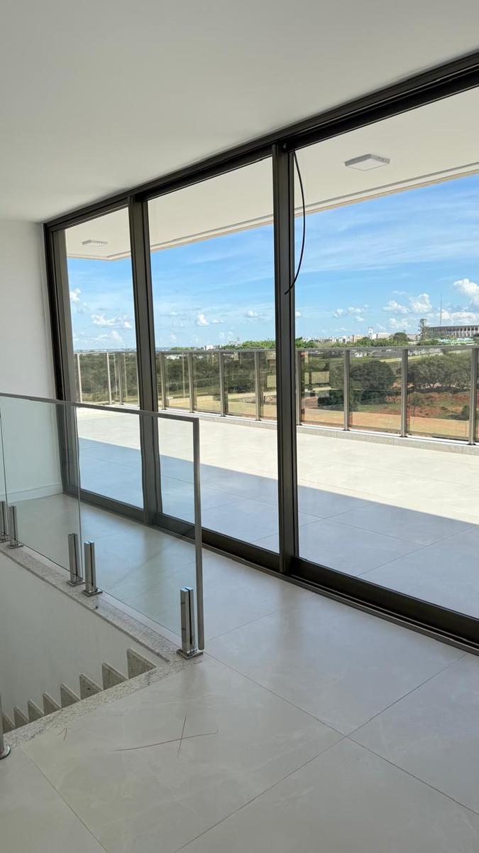 Cobertura, Noroeste, 3 Quartos, 3 Vagas, 1 Suíte