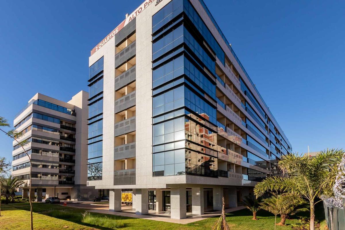 Cobertura, Noroeste, 2 Quartos, 3 Vagas, 1 Suíte