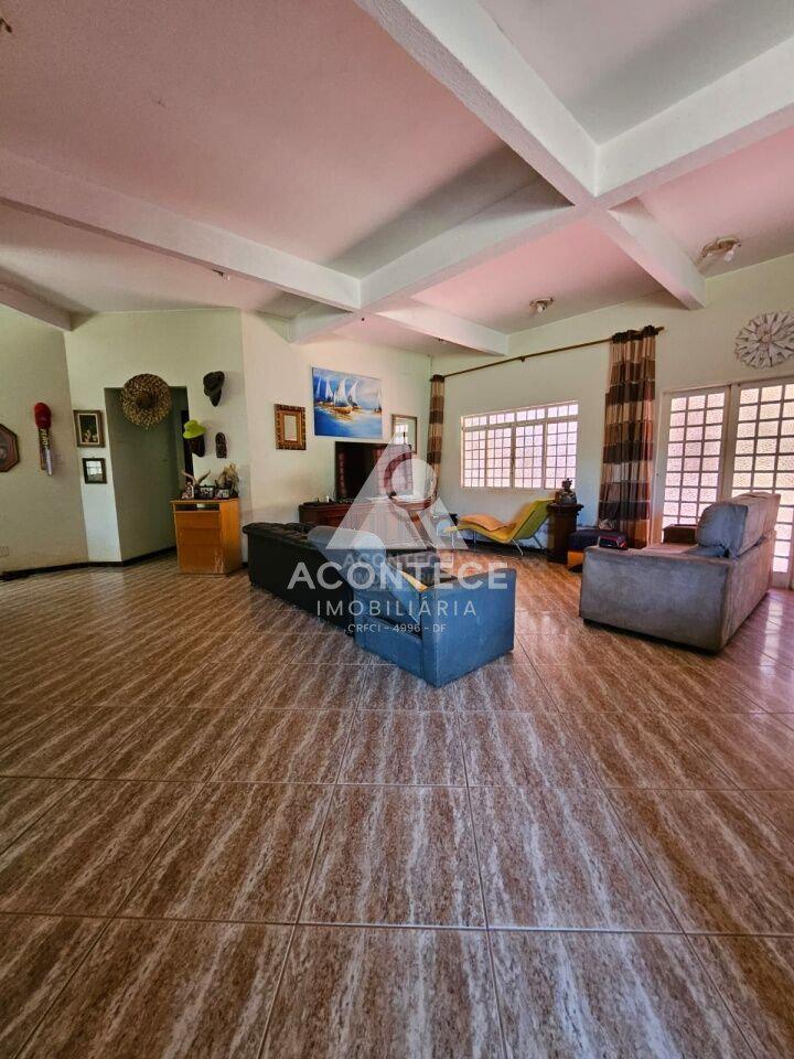 Casa, Park Way, 6 Quartos, 4 Vagas, 3 Suítes