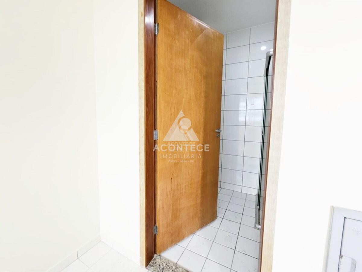 Sala, Norte, 1 Quarto, 2 Vagas, 1 Suíte