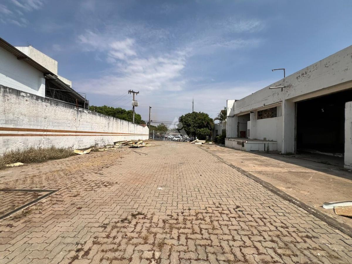 Casa Comercial, Zona Industrial