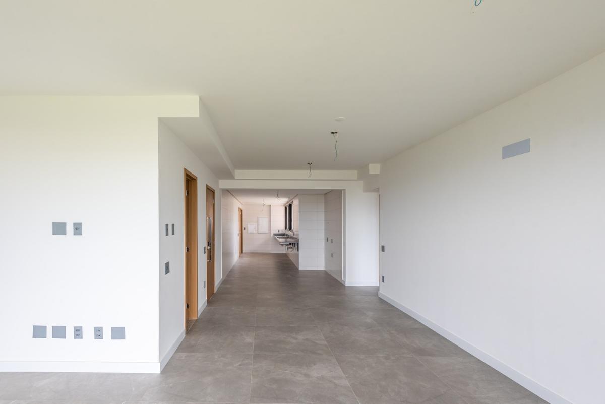 Apartamento, Norte, 4 Quartos, 3 Vagas, 4 Suítes