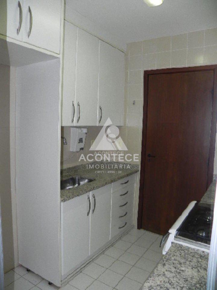 Apartamento, Asa Norte, 2 Quartos, 1 Vaga, 1 Suíte