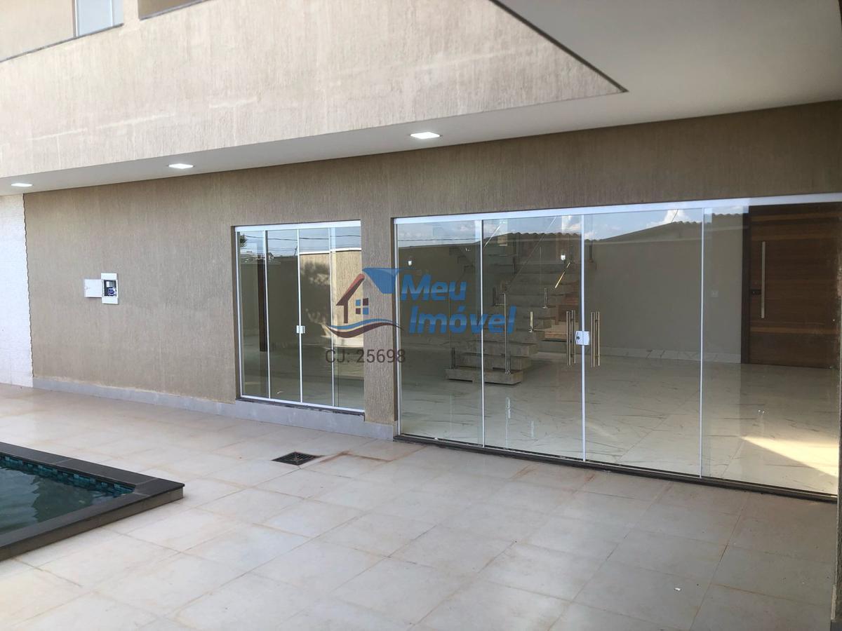 Casa, Brasília/Plano Piloto, 4 Quartos, 2 Vagas, 4 Suítes