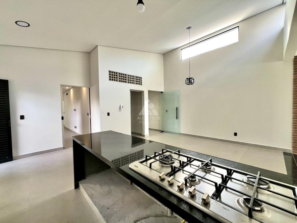 Casa, Granja do Torto, 3 Quartos, 4 Vagas, 1 Suíte