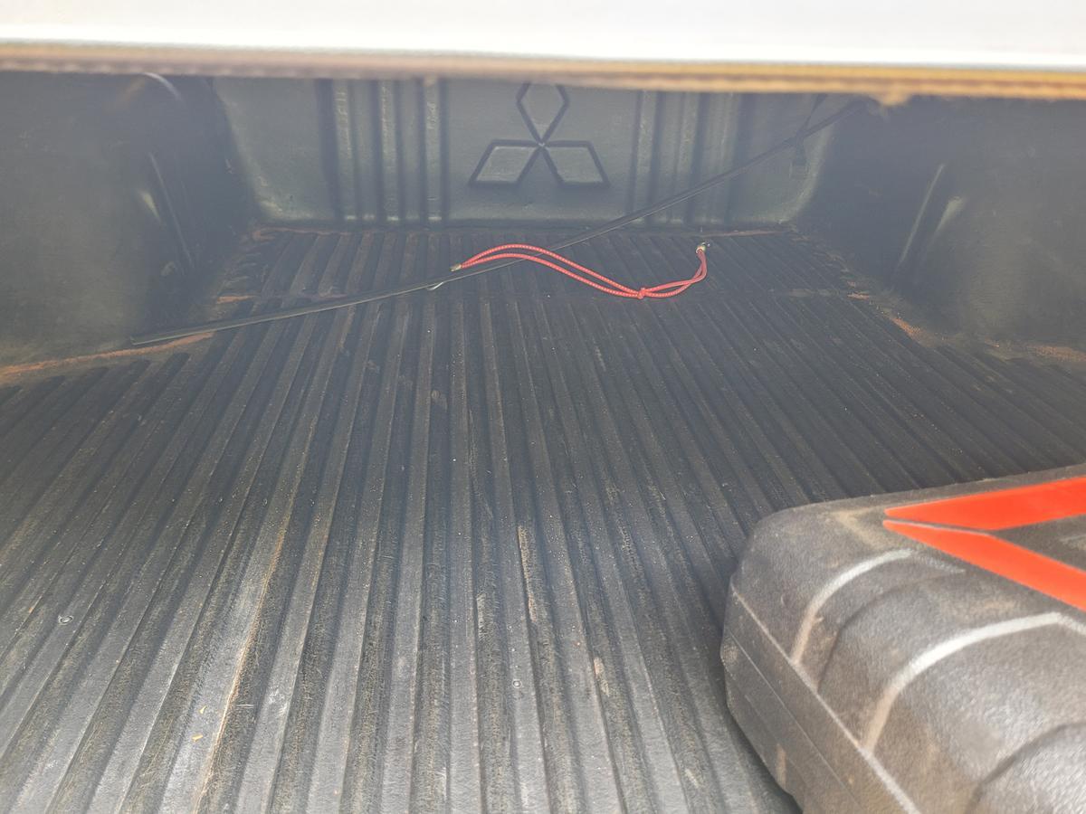 Mitsubishi L200 Triton Savana 3.2 CD Tbi Dies. Mec.